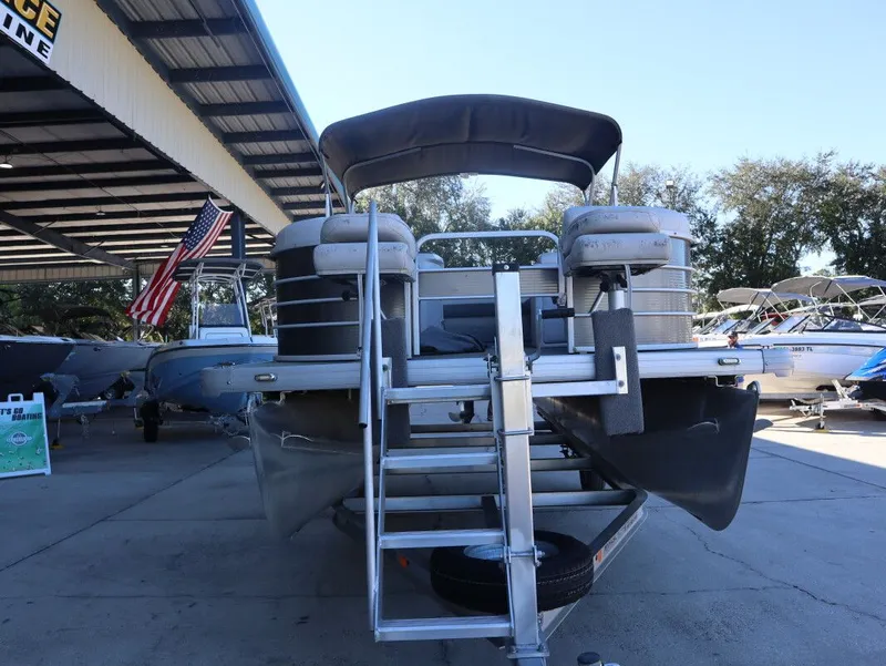 Slide: The Image of Godfrey 2086BF 2022 - 4