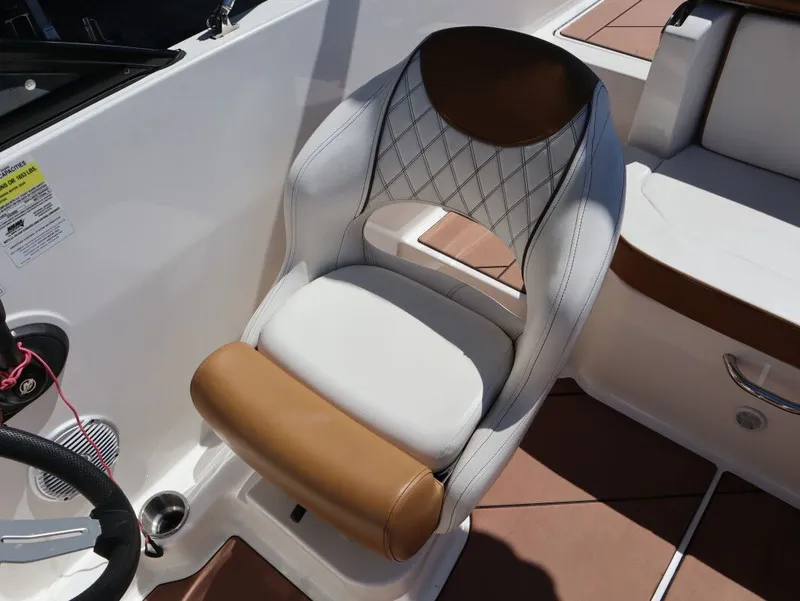 Slide: The Image of Bayliner DX 2000 2022 - 23