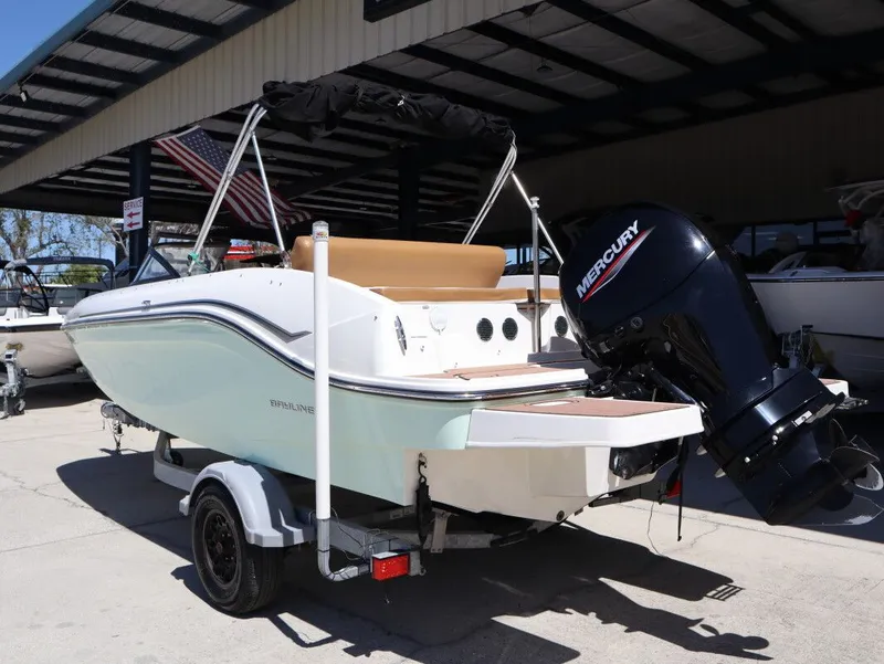 Slide: The Image of Bayliner DX 2000 2022 - 3