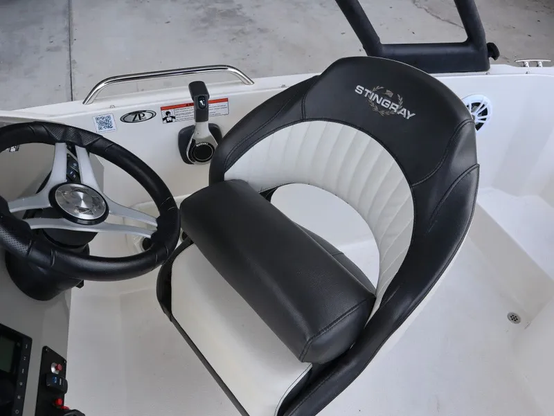 Slide: The Image of Stingray 192 SC 2019 - 15