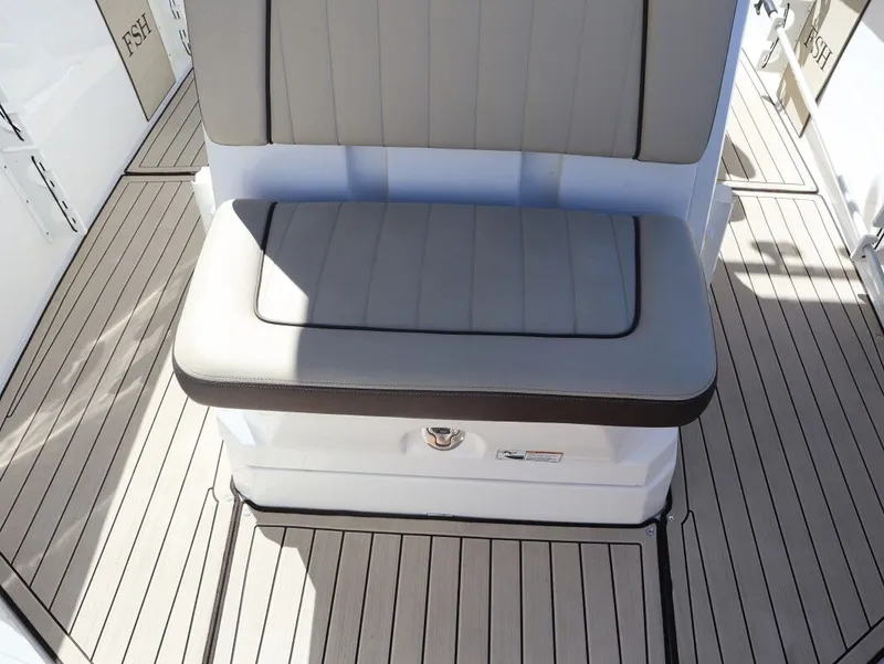 Slide: The Image of Yamaha 252 FSH 2022 - 12