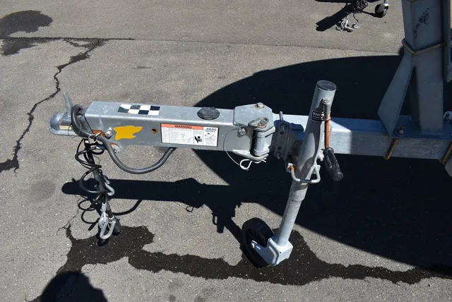 Slide: The Image of Robalo R202EX 2023 - 76