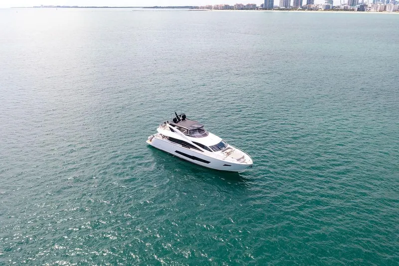 Slide: The Image of Sunseeker 86 Yacht 2021 - 92