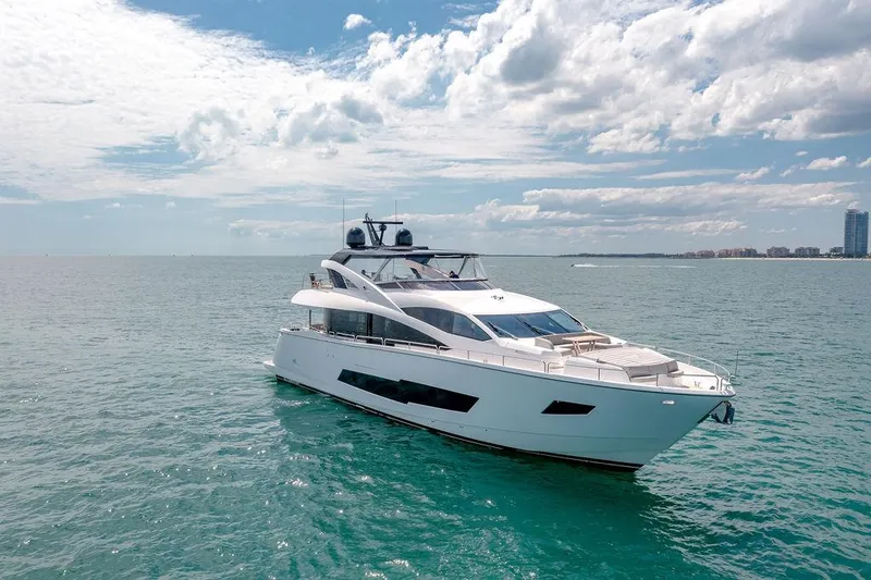 Slide: The Image of Sunseeker 86 Yacht 2021 - 97