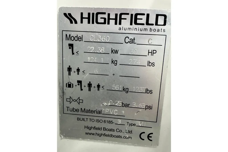 Slide: The Image of Highfield Classic 360 FCT 2026 specification plate, detailing weight, capacity, and material. - 14