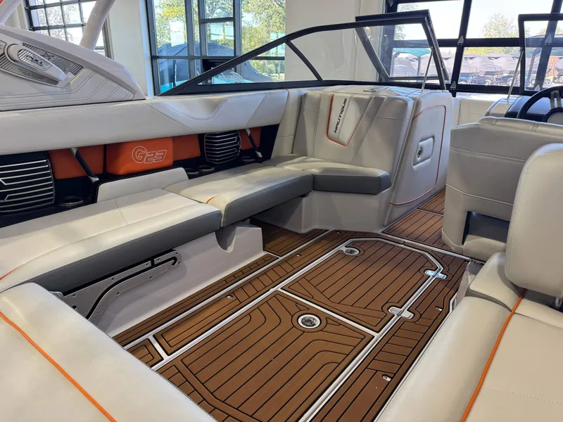 Slide: The Image of Nautique Super Air Nautique G23 2015 - 14