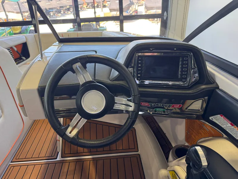 Slide: The Image of Nautique Super Air Nautique G23 2015 - 26