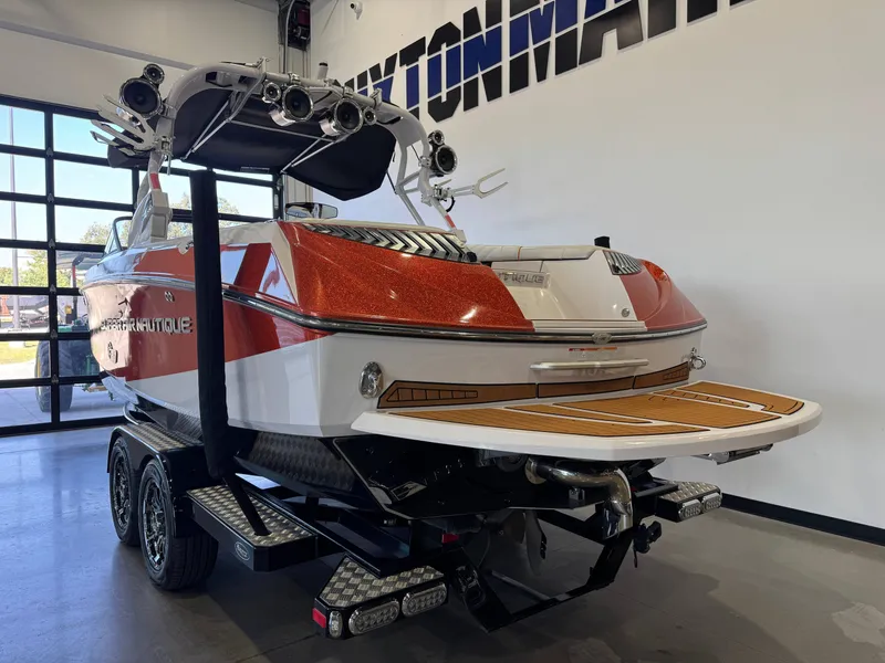 Slide: The Image of Nautique Super Air Nautique G23 2015 - 5