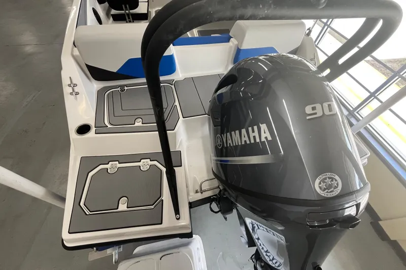 Slide: The Image of 2026 Starcraft SV 16 OB boat with Yamaha 90 engine, interior view. - 11