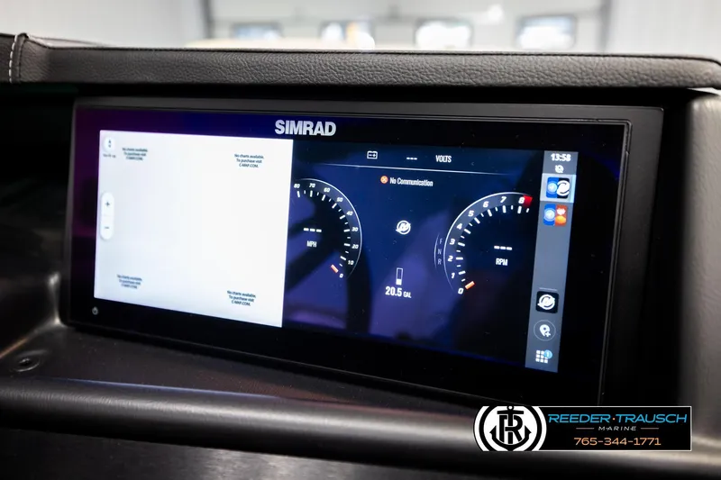 Slide: The Image of Dashboard display of Alera M23L 2026 with Simrad interface showing speed and RPM gauges. - 37