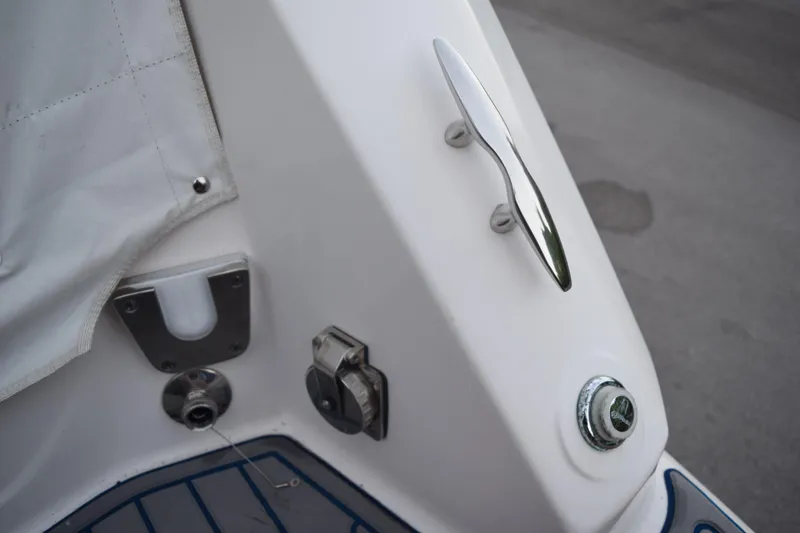 Slide: The Image of 2021 Regal 26 XO boat detail showing cleat and fittings on deck. - 38