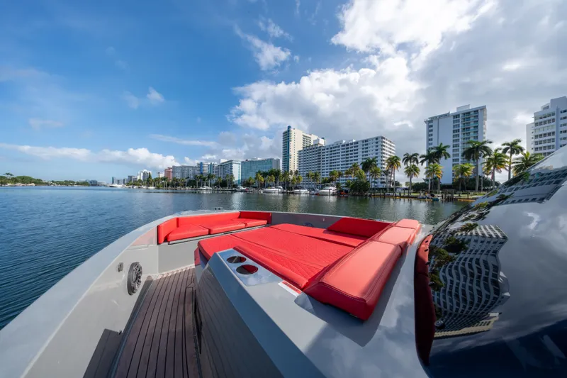 Slide: The Image of De Antonio D42 Open 2023 - 49