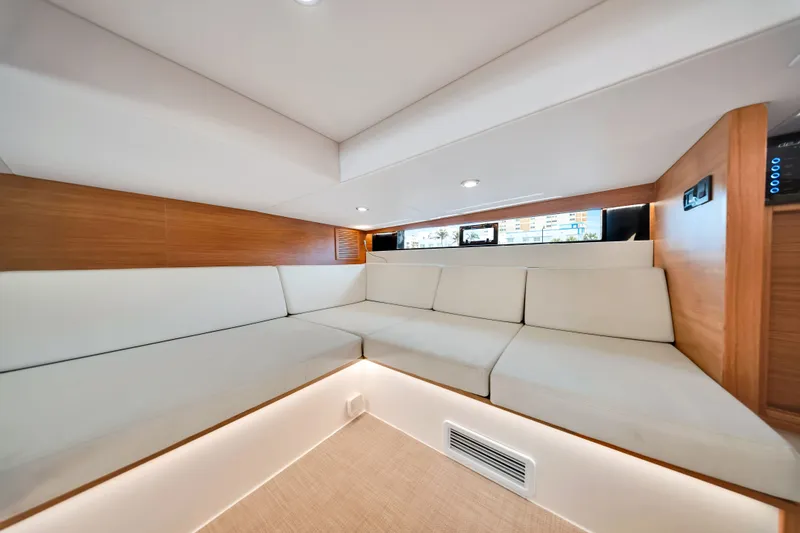 Slide: The Image of De Antonio D42 Open 2023 - 58