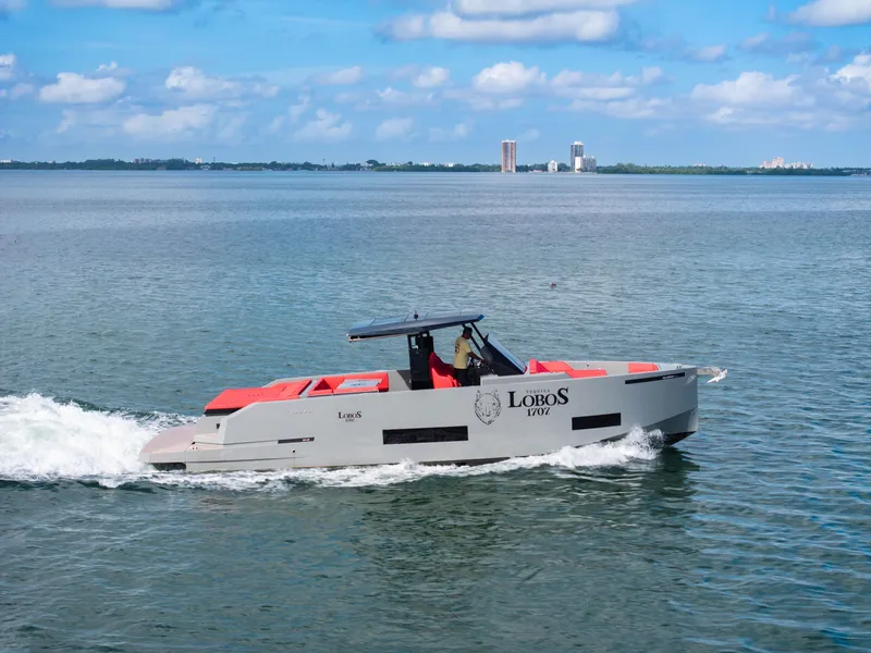 Slide: The Image of De Antonio D42 Open 2023 - 6