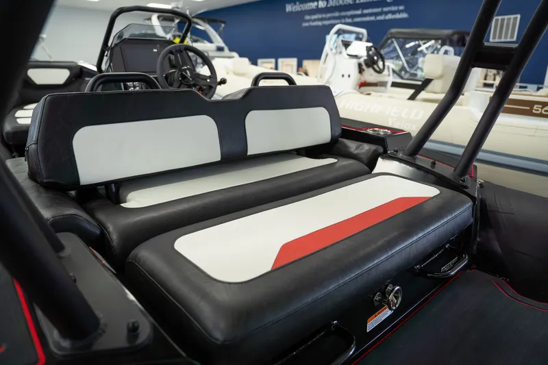 Slide: The Image of Highfield Velox 420 2026 - 12