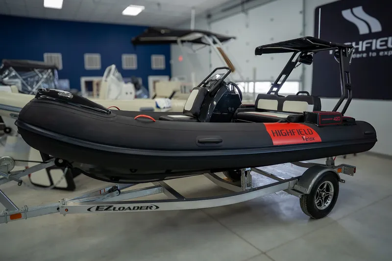 Slide: The Image of Highfield Velox 420 2026 - 3