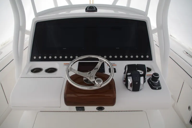 Slide: The Image of Valhalla Boatworks V-33 2025 - 51