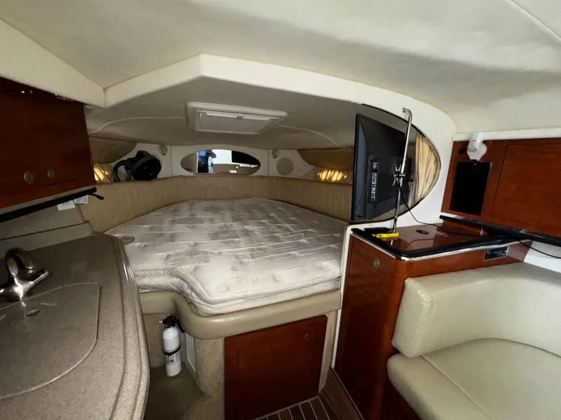 Slide: The Image of Sea Ray 290 Amberjack 2006 - 8