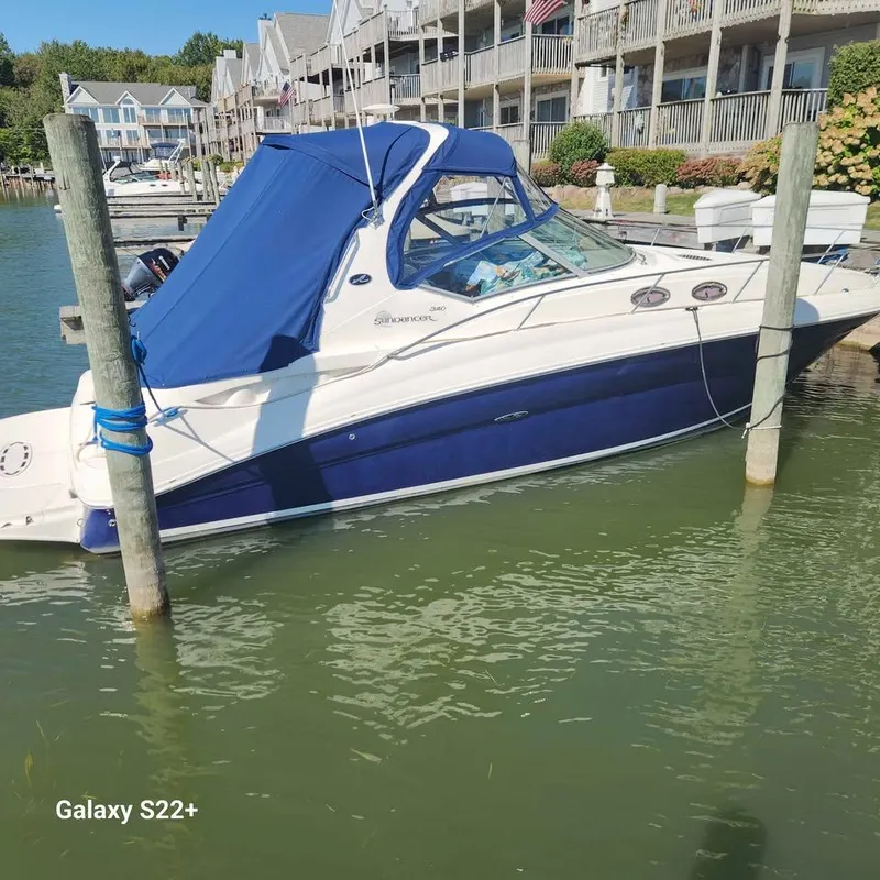 Slide: The Image of Sea Ray Sundancer 320 2005 - 1