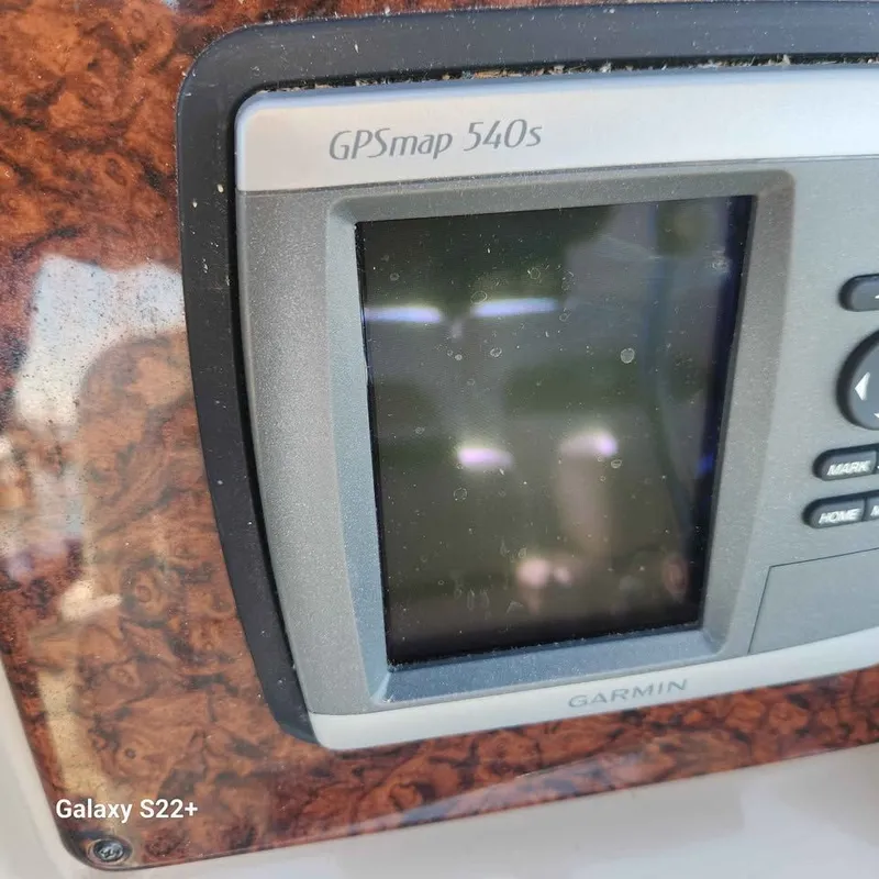 Slide: The Image of Sea Ray Sundancer 320 2005 - 17