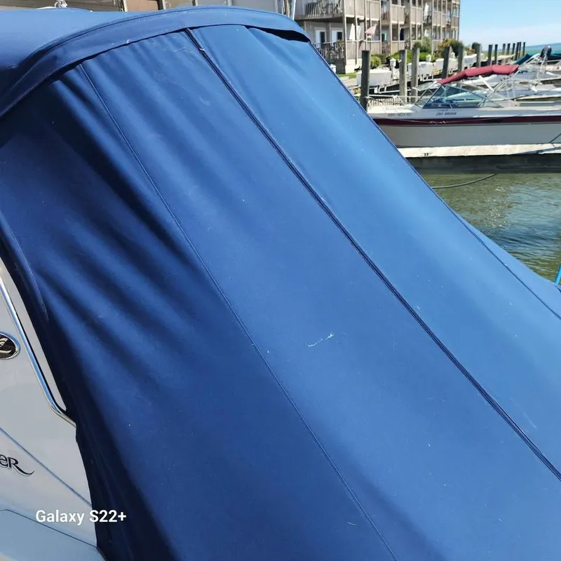 Slide: The Image of Sea Ray Sundancer 320 2005 - 4