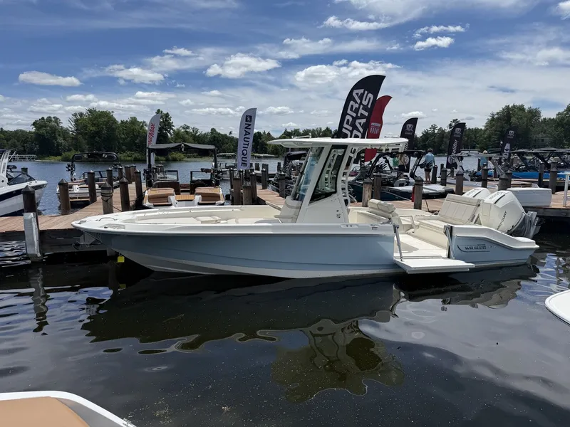 Slide: The Image of Boston Whaler 280 Dauntless 2026 - 1