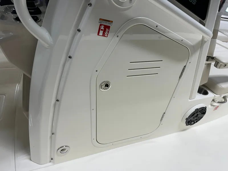 Slide: The Image of Boston Whaler 280 Dauntless 2026 - 67