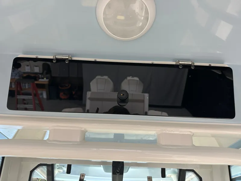 Slide: The Image of Boston Whaler 280 Dauntless 2026 - 56