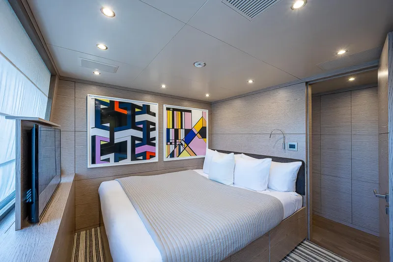 Slide: The Image of Benetti 132 COFINA - Stateroom - 18