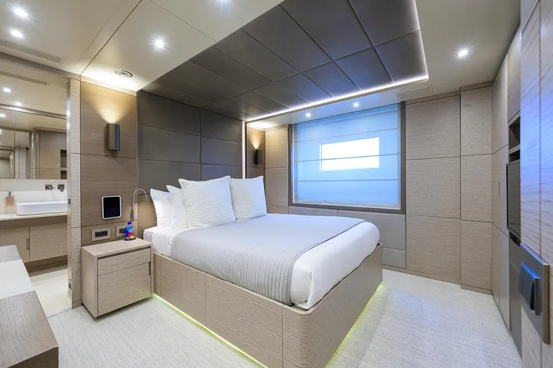Slide: The Image of Benetti 132 COFINA - Stateroom - 22