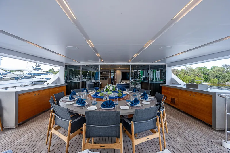 Slide: The Image of Benetti 132 COFINA - Aft Deck Dining - 30