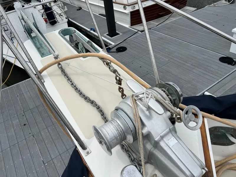 Slide: The Image of Grand Banks 49 Motor Yacht - 11