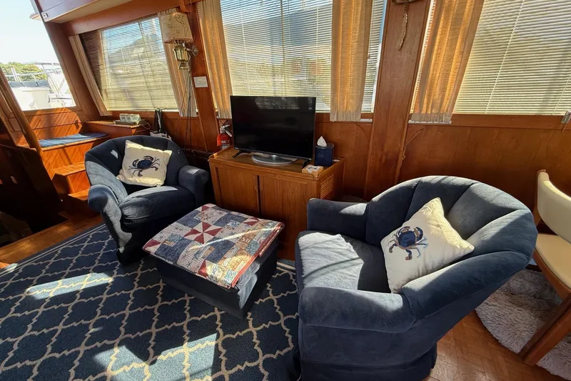 Slide: The Image of Grand Banks 49 Motor Yacht - 15