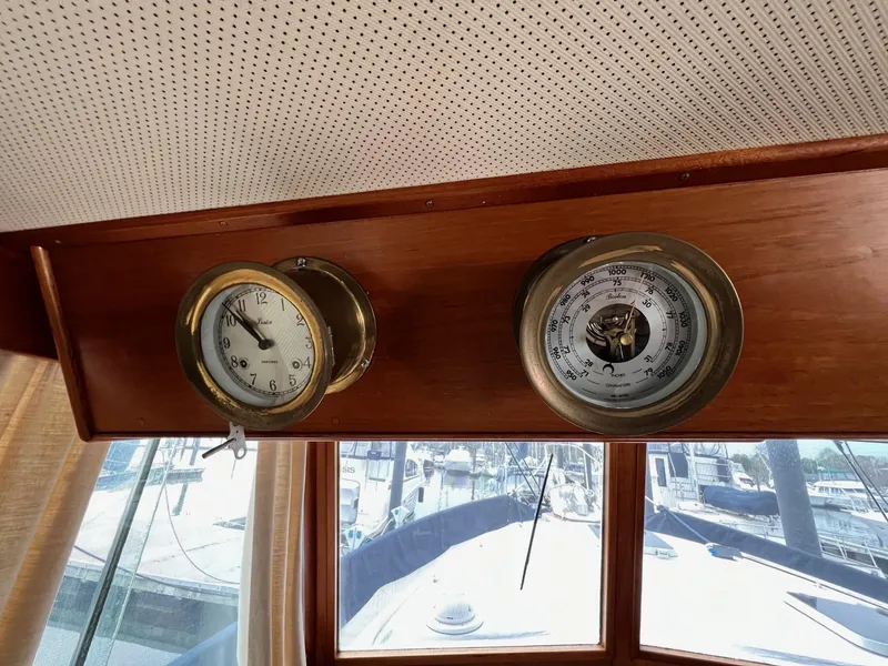 Slide: The Image of Grand Banks 49 Motor Yacht - 21