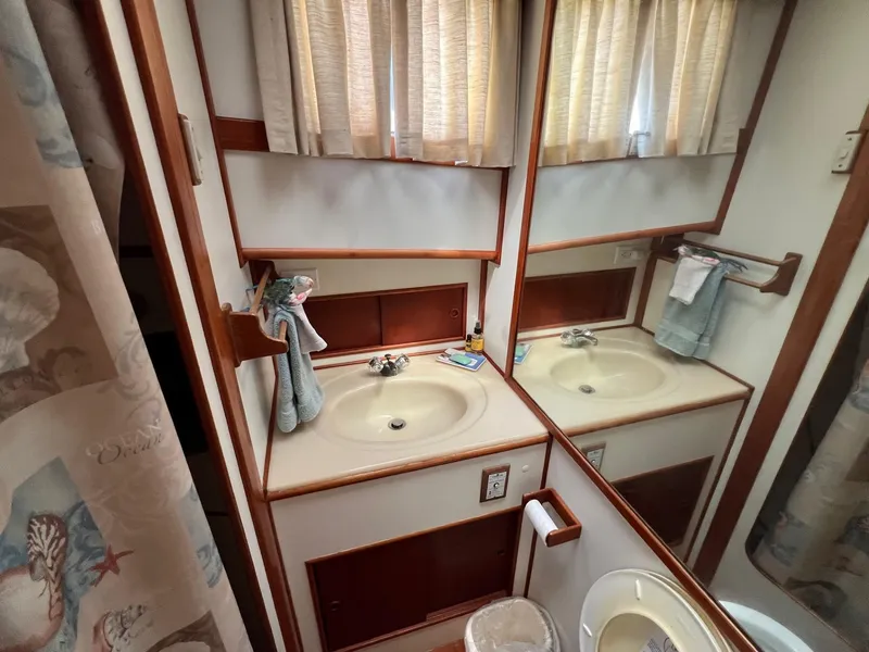 Slide: The Image of Grand Banks 49 Motor Yacht - 35