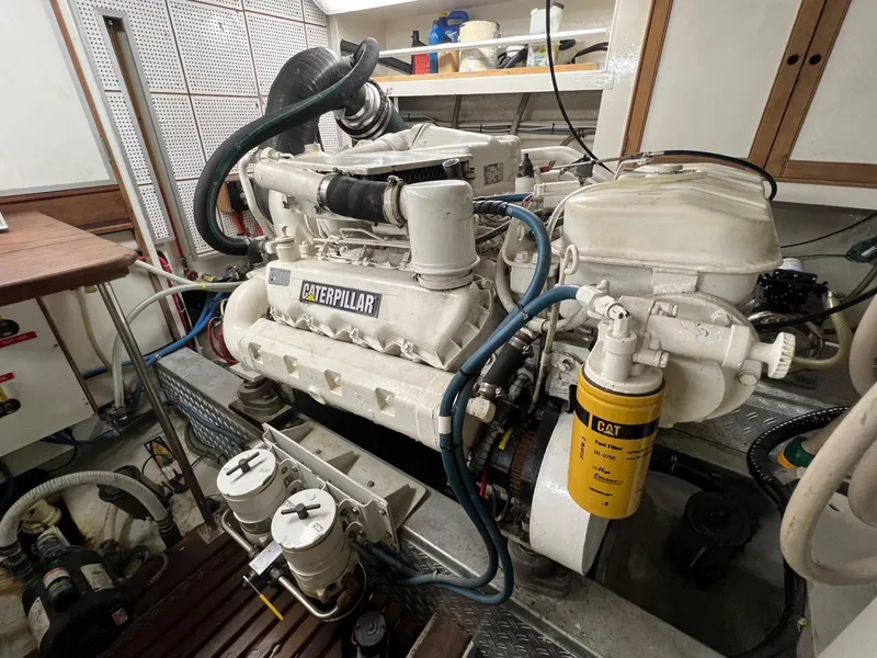 Slide: The Image of Grand Banks 49 Motor Yacht - 41