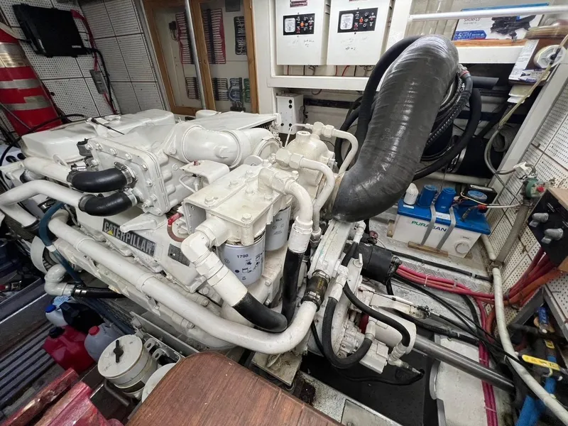 Slide: The Image of Grand Banks 49 Motor Yacht - 43