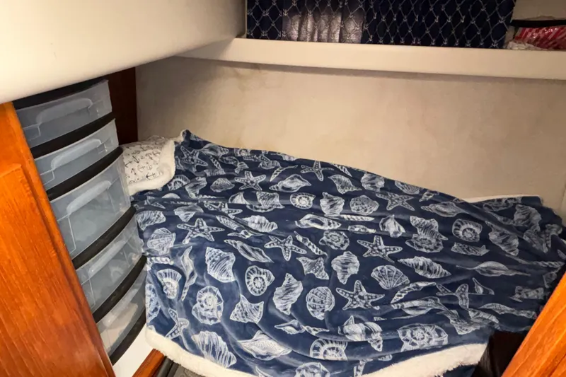 Slide: The Image of Control panel inside 1993 Carver 350 Voyager boat, displaying temperature settings. - 22