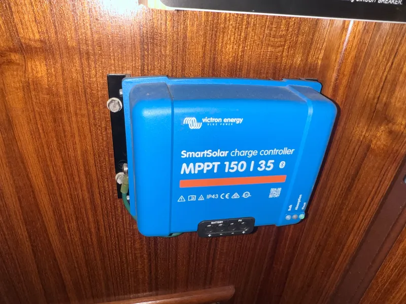 Slide: The Image of Hunter Passage 42 1993 - 103