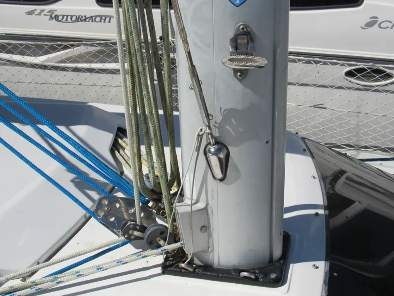 Slide: The Image of Hunter Passage 42 1993 - 15