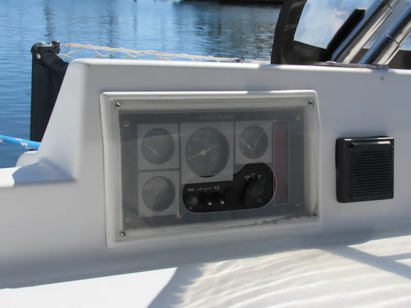 Slide: The Image of Hunter Passage 42 1993 - 16