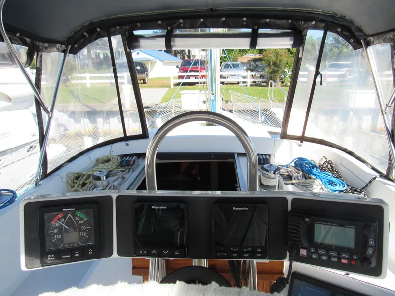 Slide: The Image of Hunter Passage 42 1993 - 17