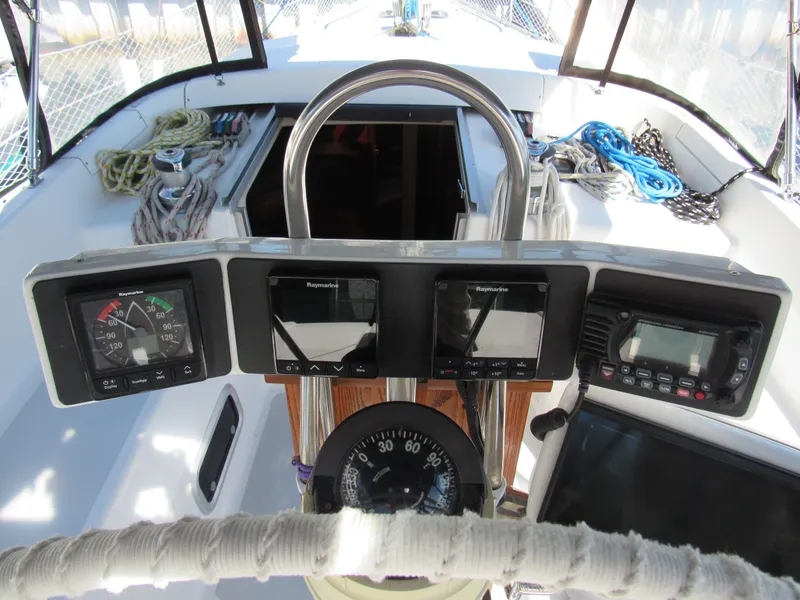 Slide: The Image of Hunter Passage 42 1993 - 18