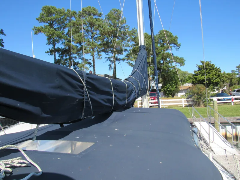 Slide: The Image of Hunter Passage 42 1993 - 33