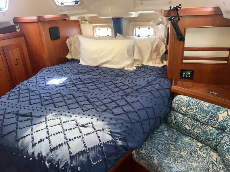 Slide: The Image of Hunter Passage 42 1993 - 61