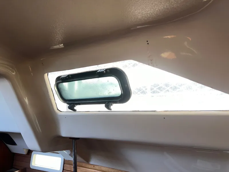 Slide: The Image of Hunter Passage 42 1993 - 65