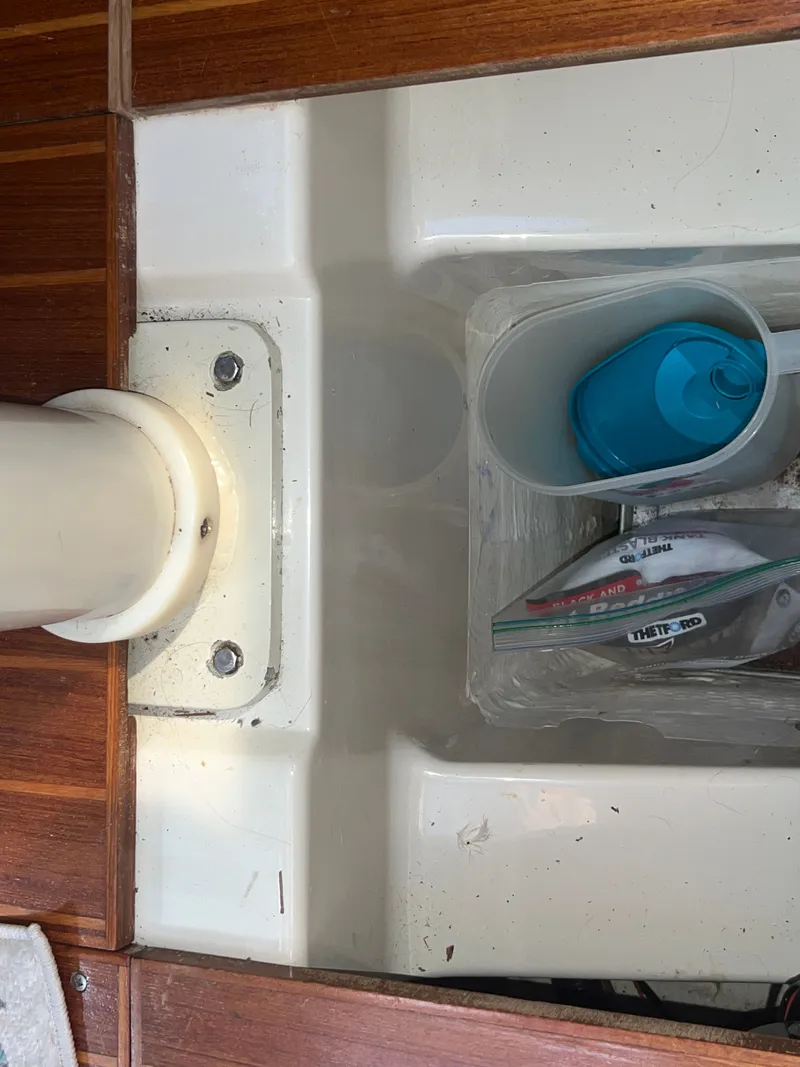 Slide: The Image of Hunter Passage 42 1993 - 69