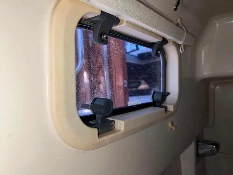 Slide: The Image of Hunter Passage 42 1993 - 75