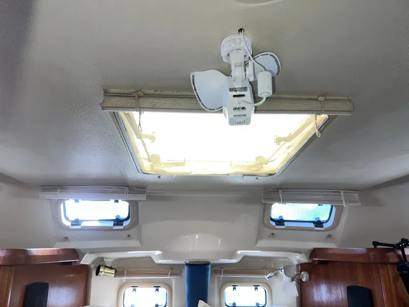 Slide: The Image of Hunter Passage 42 1993 - 82