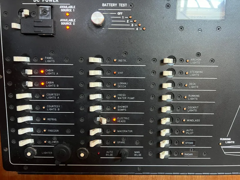 Slide: The Image of Hunter Passage 42 1993 - 86